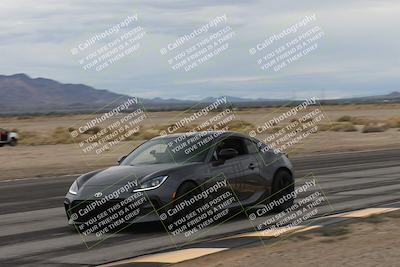 media/Nov-22-2025-Speed Ventures (Sat) [[a198746dab]]/5-Black Group/Session 2 (Turn 4 Inside)/